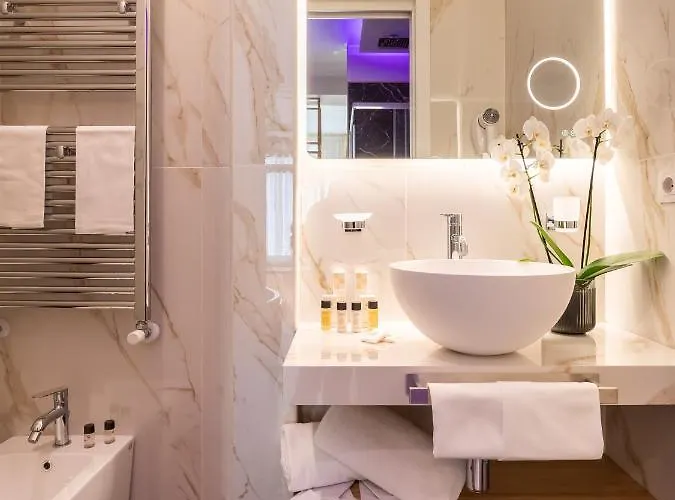 Guest house Albadea Suites&jacuzzi Rome
