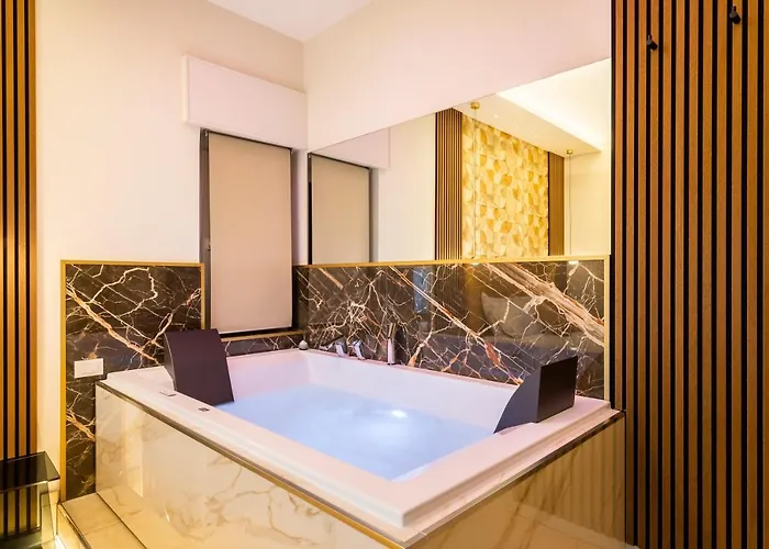 Albadea Suites&jacuzzi Guest house 4*