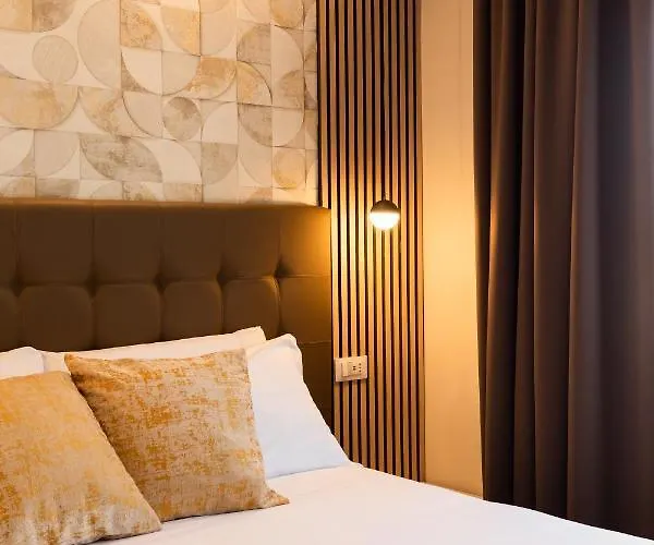 Albadea Suites&jacuzzi 4*