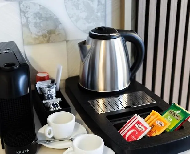 Albadea Suites&jacuzzi Guest house Rome