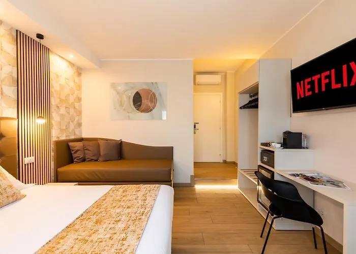 Albadea Suites&jacuzzi 4*