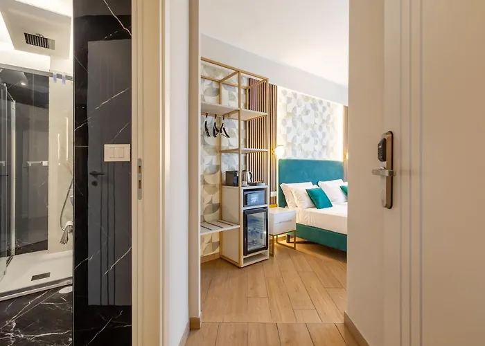 Albadea Suites&jacuzzi 4* Rome