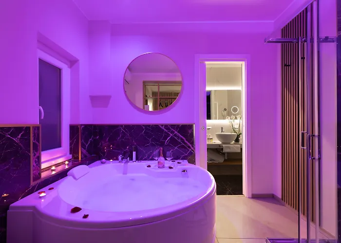 Affittacamere Albadea Suites&jacuzzi 4*