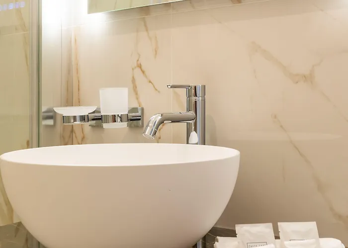 Affittacamere Albadea Suites&jacuzzi 4*